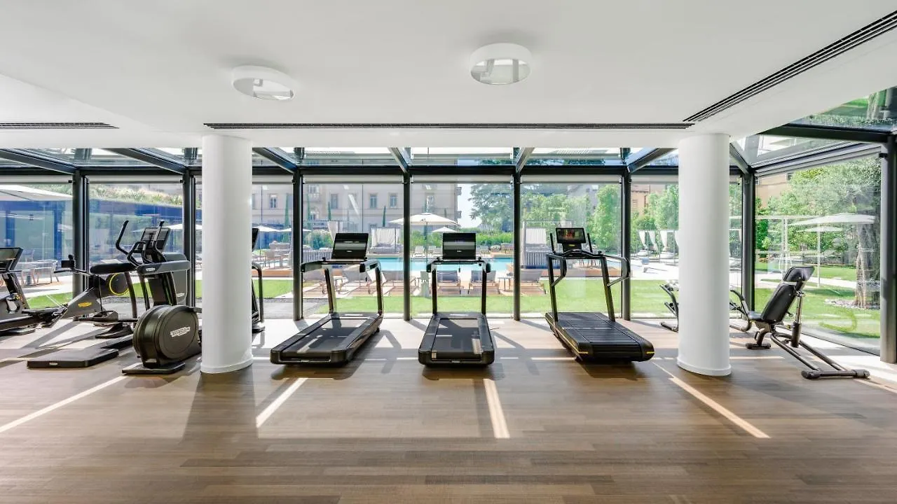 Grand Hotel Victoria Concept & Spa, By R Collection Hotels ميناجيو