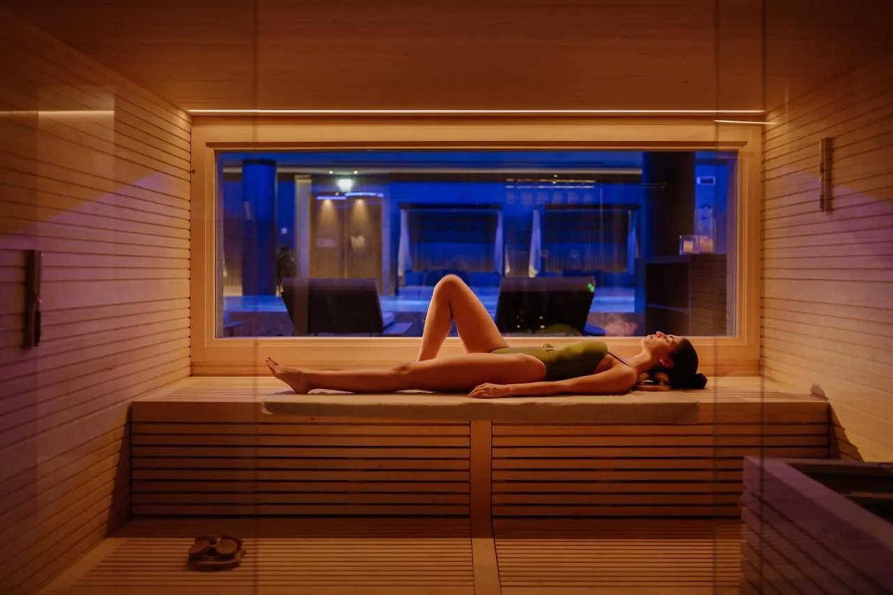 Grand Hotel Victoria Concept & Spa, By R Collection Hotels ميناجيو