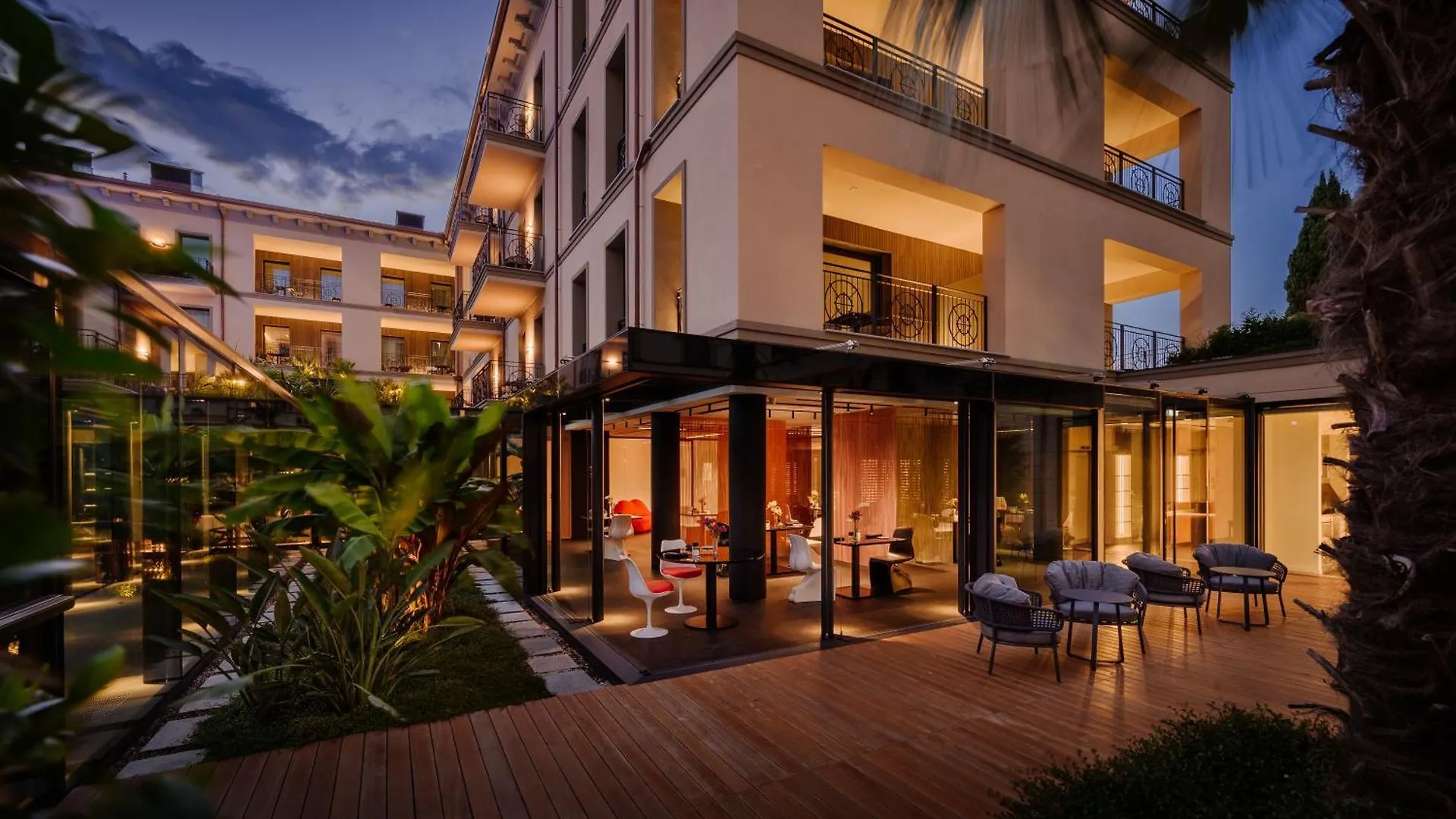 Grand Hotel Victoria Concept & Spa, By R Collection Hotels ميناجيو 5*,  إيطاليا